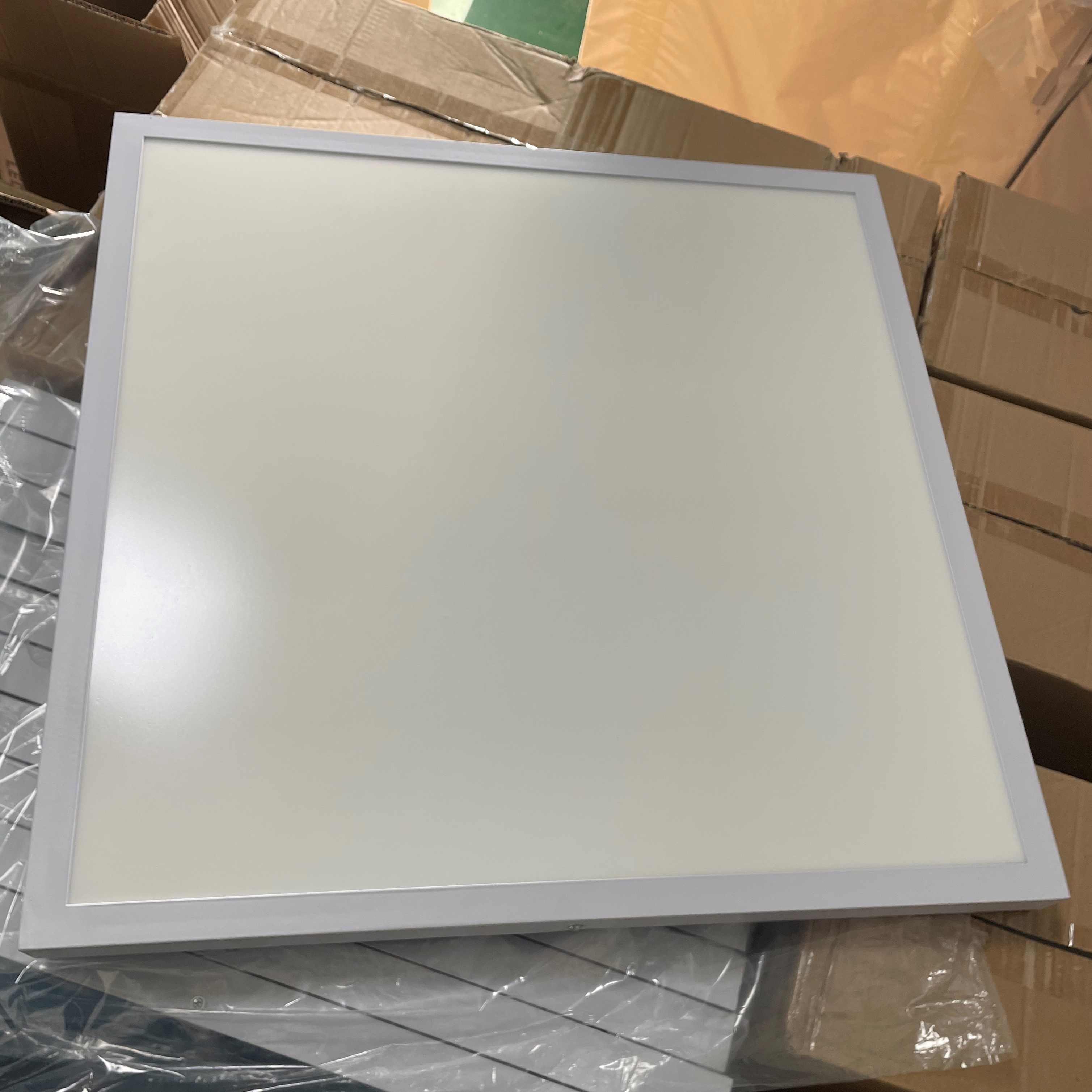 Embedded integrated ceiling high light energy saving LED flat panel light