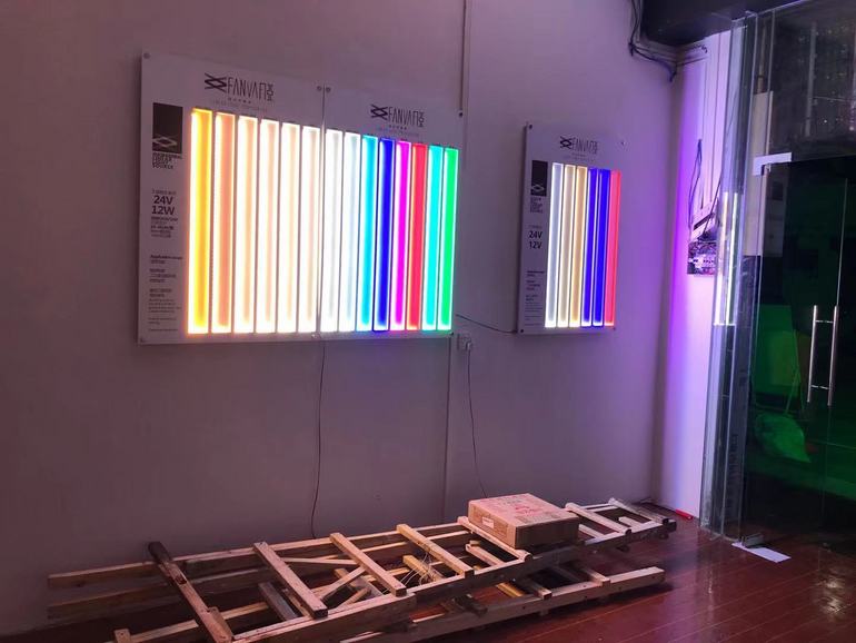 LED colorful multi-color changing decorative aisle outdoor light bar