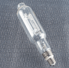 Indoor and outdoor lighting high luminous efficiency metal halide lamp