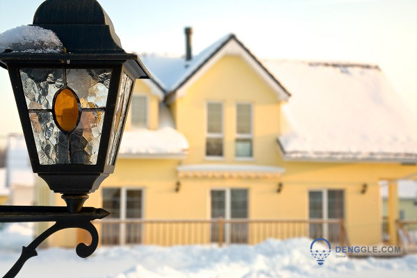 Which Kind of Retro Wall Lamp is a Good Choice for Outdoors