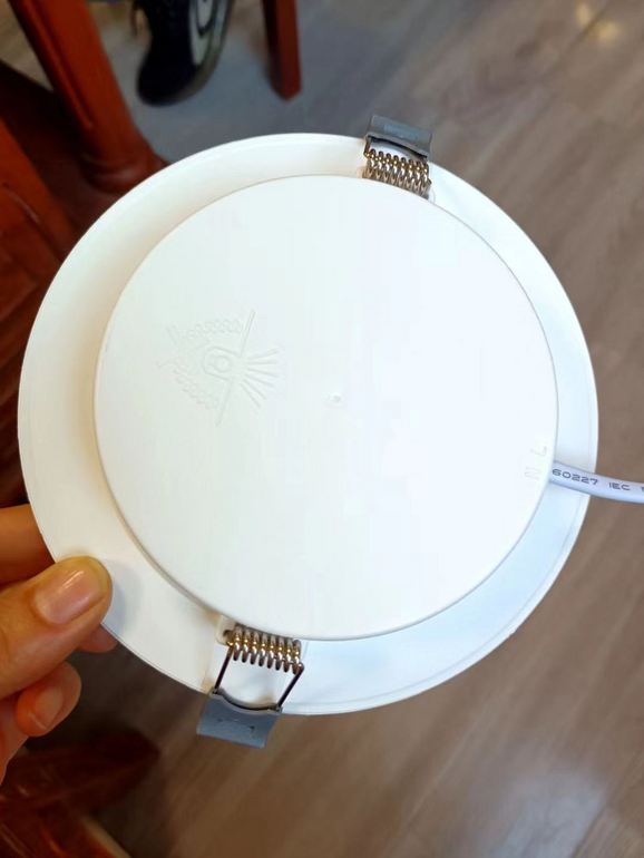 Indoor LED embedded appearance neat and simple round downlight