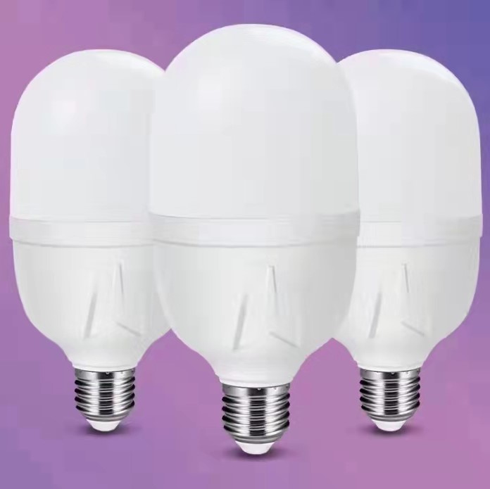 Household energy saving high brightness LED bulb