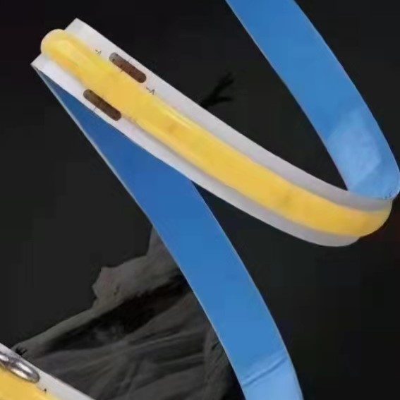 Aiyu's new flexible flexible light strip with no spacing and arbitrary bending