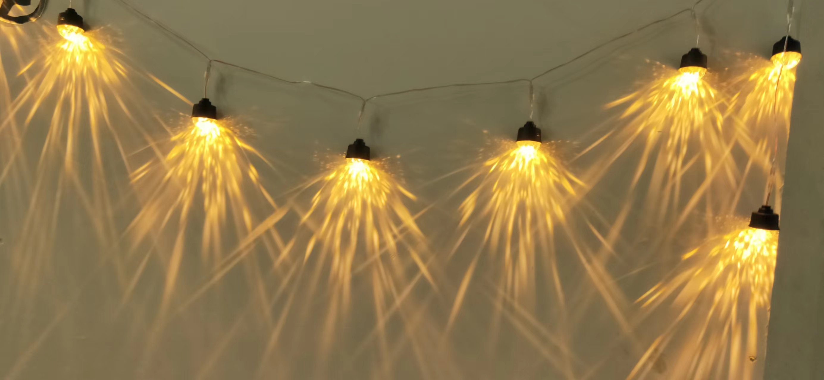 Indoor and outdoor atmosphere waterproof shower-like luminous string lights