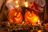 The Factors Related to the Quality of Plastic Candle Lamps