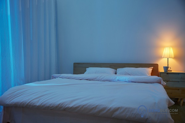 Is the Acrylic Night Light Worth Choosing?