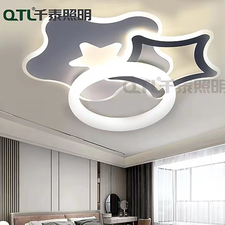 Star-shaped creative minimalist ceiling lamp