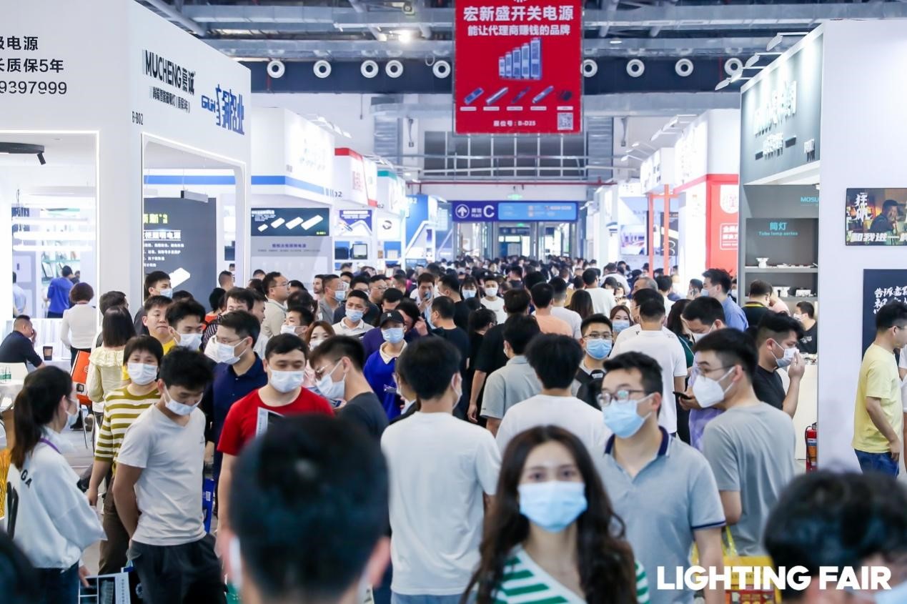 The 28th Guzhen Lighting Fair Attracts 260,000 Victors from around the World and Heralds Industrial Trends