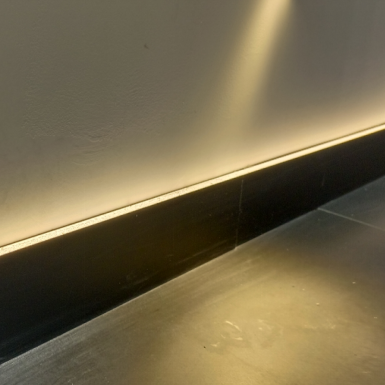 Luminous line light without ceiling slot-free LED top corner line