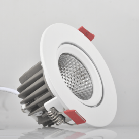 High-brightness and concentrated COB spotlights